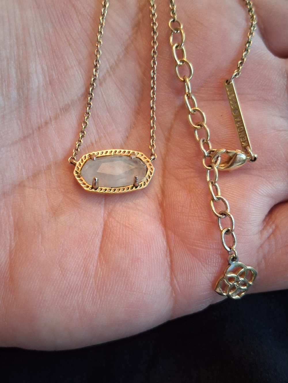 Kendra Scott Elisa Necklace - Picture 4 of 4